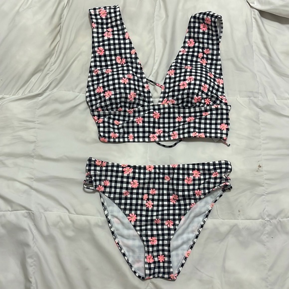 SWIM SET - Picture 1 of 3